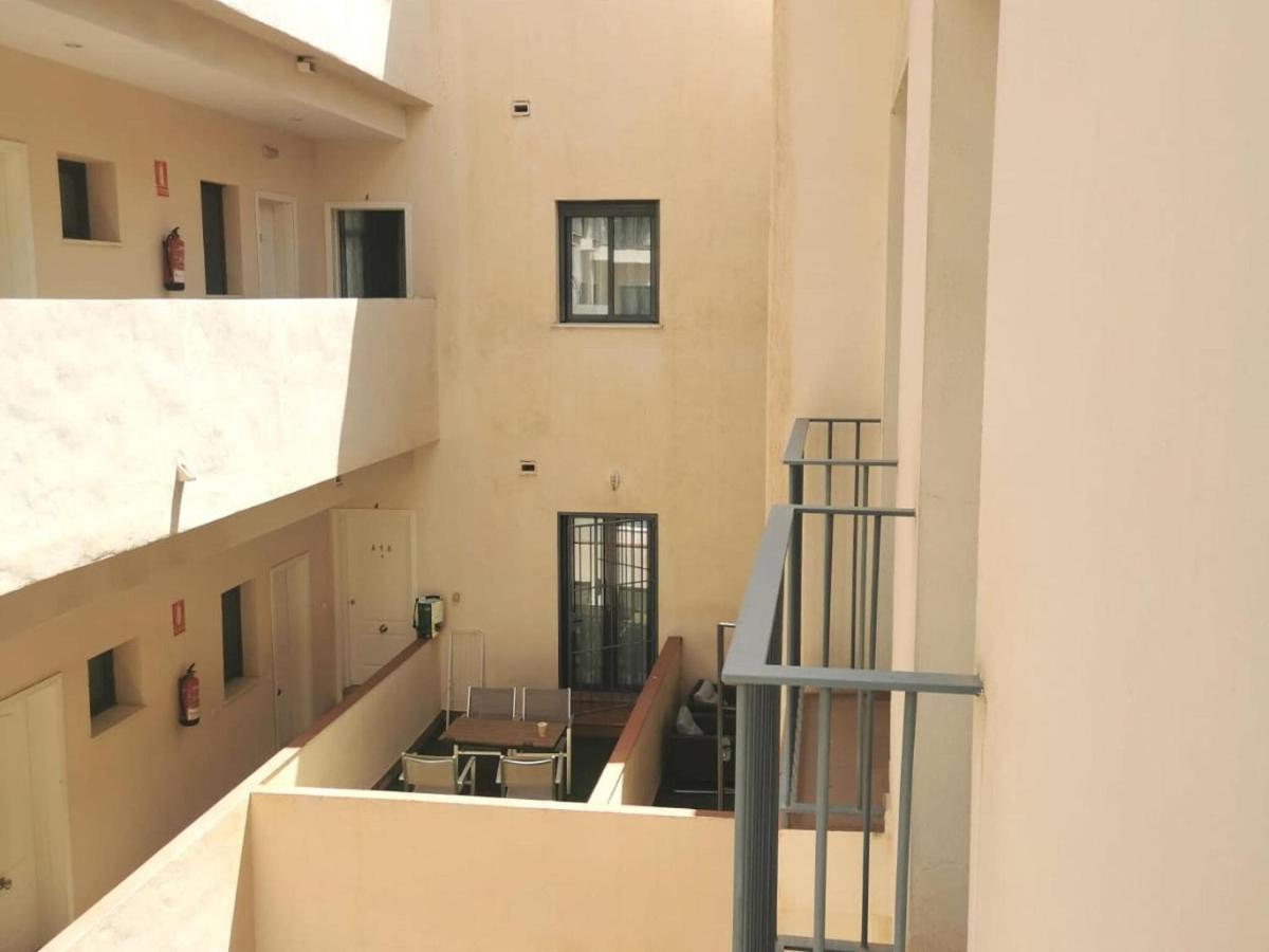 Snug Holiday Home Right In The Center Of M Laga Málaga Exteriör bild